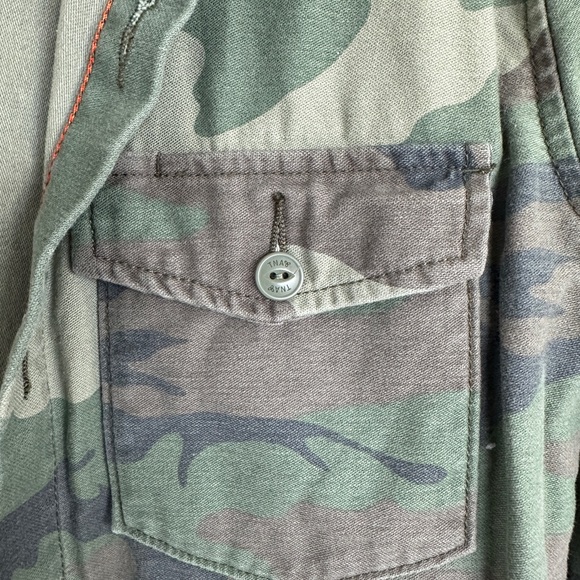 TNA Camo Cargo Utility Jacket Size Small - Picture 3 of 3